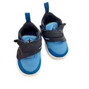 New Nike Team Hustle D11 Light Blue Baby Sneakers Shoes 5C  shark Strap Lil 3